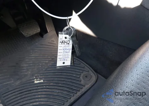 2018 Volkswagen Passat 2.0T Se из США, поврежденный, VIN 1VWBA7A32JC018116